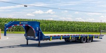 What’s a Gooseneck Trailer? & Different Hauling Trailer FAQs