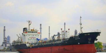 Warnings over affect of fabrics value rises on UK development jobs if Center East struggle drags on | Information