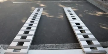 Automotive Ramps for a Trailer