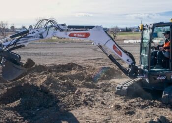 Trimble Expands Earthworks to Mini Excavators