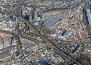Outdated Oak seeks £12bn personal sector spouse