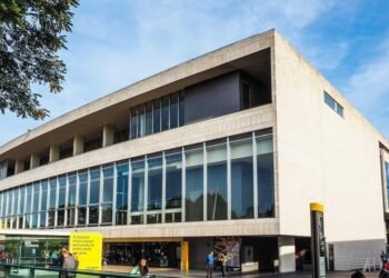 Stirling Prize-winner appointed on £10m refurbishment of Royal Competition Corridor | Information