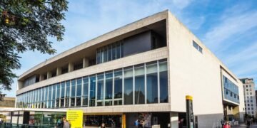 Stirling Prize-winner appointed on £10m refurbishment of Royal Competition Corridor | Information
