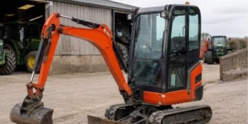 Farmers warned after £22k digger stolen in on-line rip-off