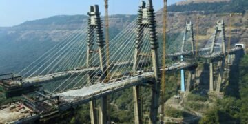 Primary Bridge for Indian Limited-access highway Calls in Potain Crane Energy : CEG