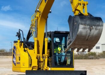 Komatsu so as to add two compact excavators to its Sprint 12 Sequence