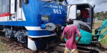 Teach engine collides with mini excavator on major line close to Mirigama – Breaking Information