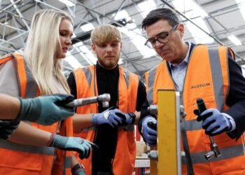 Burnham says UK will ‘worth arduous hat up to commencement cap’ as he pronounces new technical schooling routes | Information