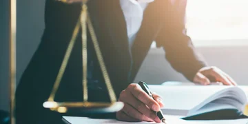 Contractor ordered to pay shopper £1m after failing to overturn adjudication