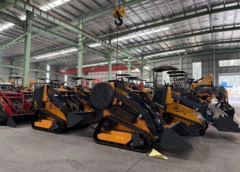 Wheeled or Tracked Chinese language Small Skid Steer Loader: Easy methods to Make a selection the Proper Device