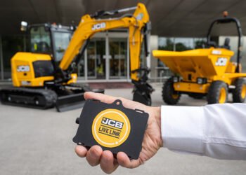 JCB LiveLink now fitted as usual on mini-excavators and website online dumpers