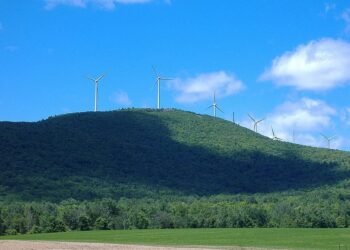 Maine Regulator OKs 800-MW Onshore Wind Venture, 111-Mile Transmission Line