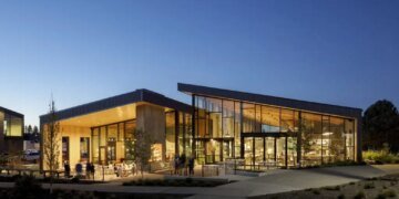 Marketplace corridor blends high-desert design with versatile area