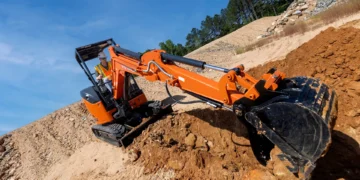 Enhanced Options on Zaxis 5N Compact Excavators