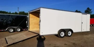 How Does an Enclosed Automotive Trailer Offer protection to Your Automobile?