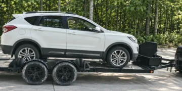 Learn how to Protected a Automobile on a Trailer With out Harmful It