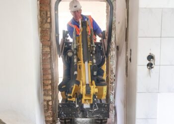Cat launches mini and micro excavators