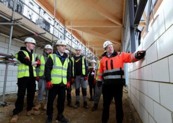 Executive unveils Development Jobs Plan initiative in bid to take on adolescence unemployment | Information