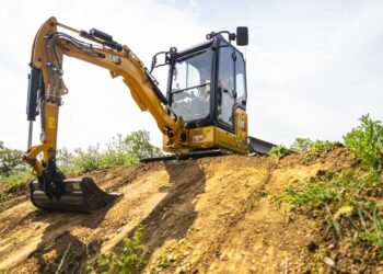 Cat packs extra energy into its smallest excavators Cat packs extra energy into its smallest excavators
