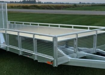 Panorama Trailer For Fall Cleanup