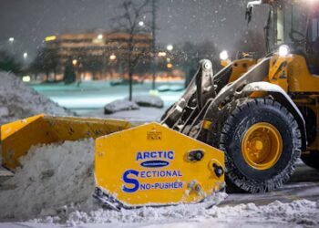 Transparent Parking So much Quicker: The Newest Snow Pushers for Skid Steers, CTLs
