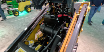 Deere Debuts Its First Stand-on Mini Monitor Loaders: The New 10 G-Tier and 12 G-Tier